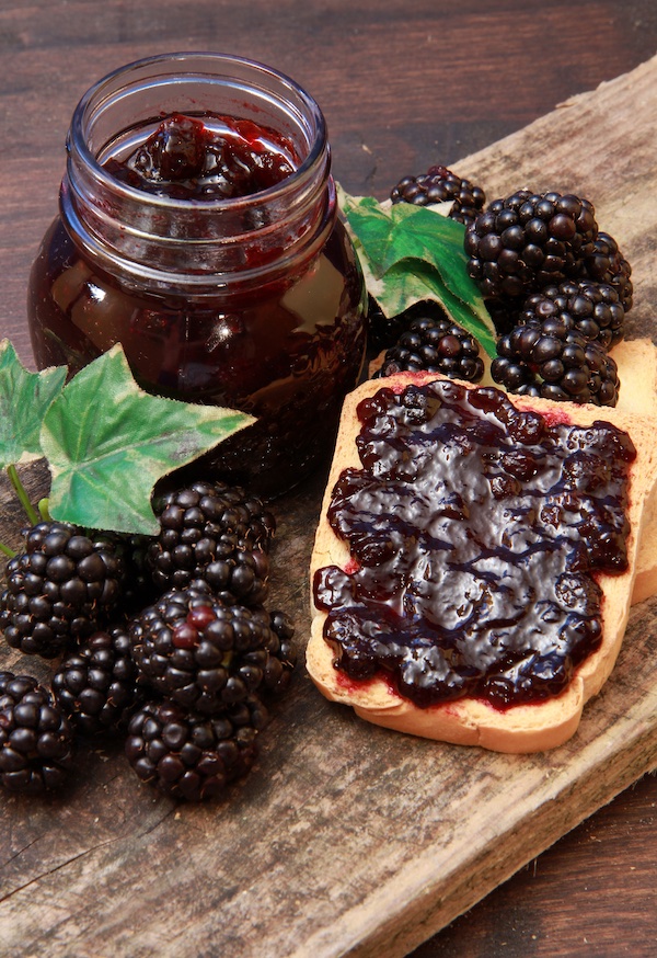 Fresh_Blackberries_Fairfax_Market_Marin