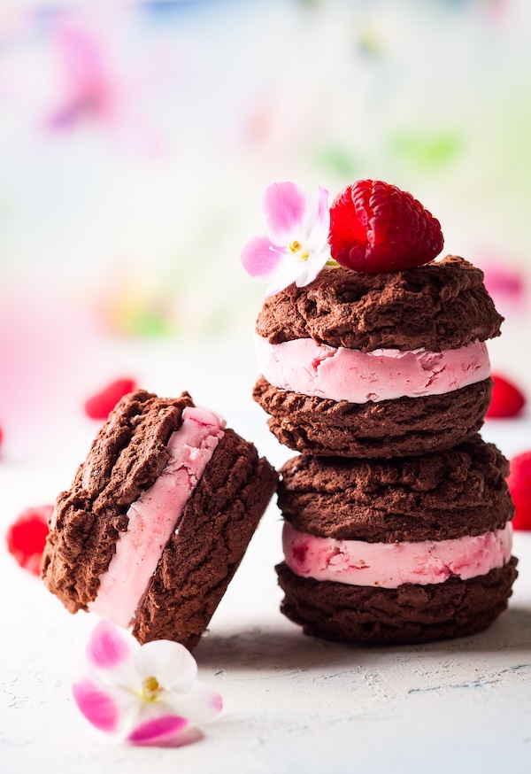 Homemade_Chocolate_Raspberry_Ice_Cream_Sandwiches_Fairfax_Market_1