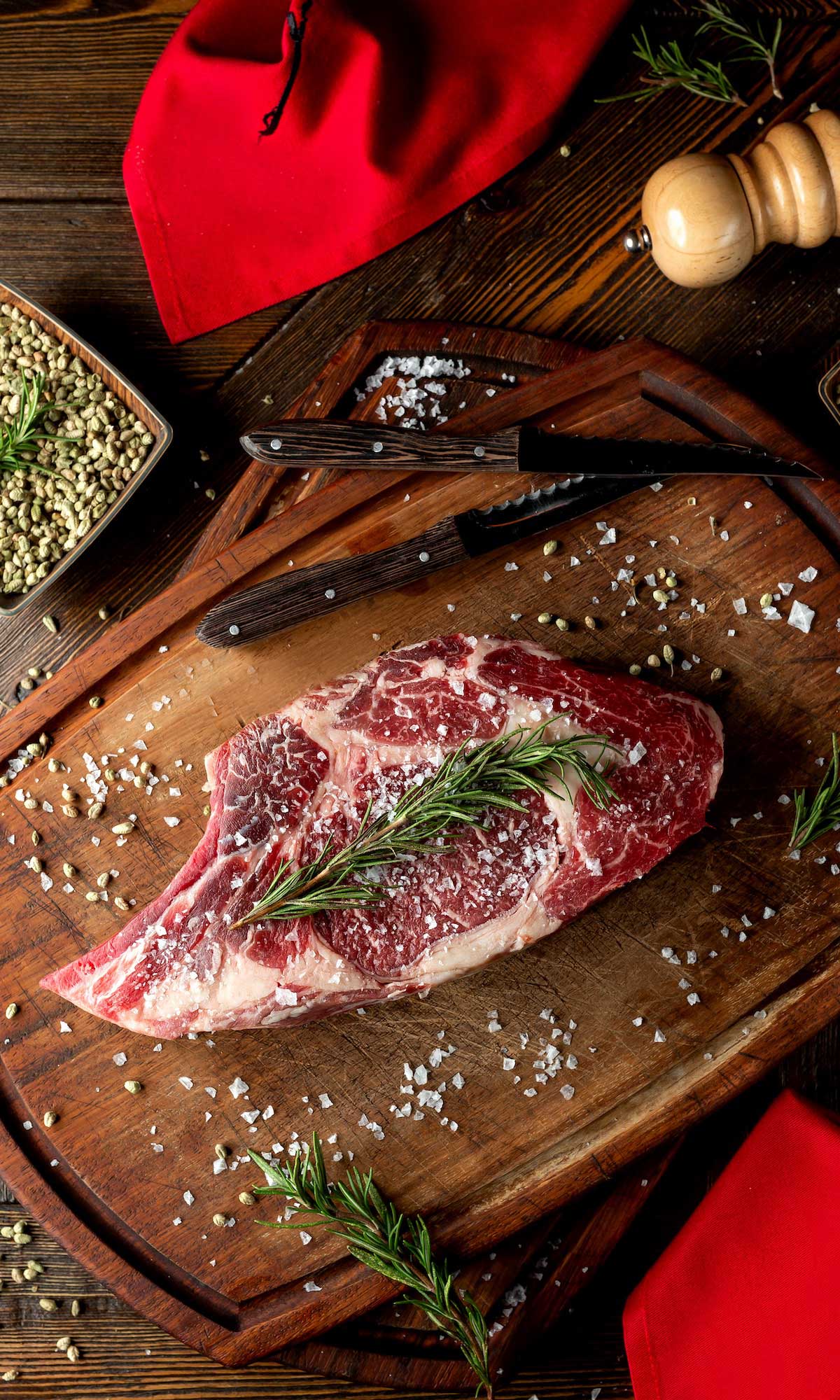 Beef_and_Poultry_MainPhoto_Fairfax_Market_Marin_Grocery_Store